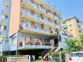 Hotel Majestic Cesenatico
